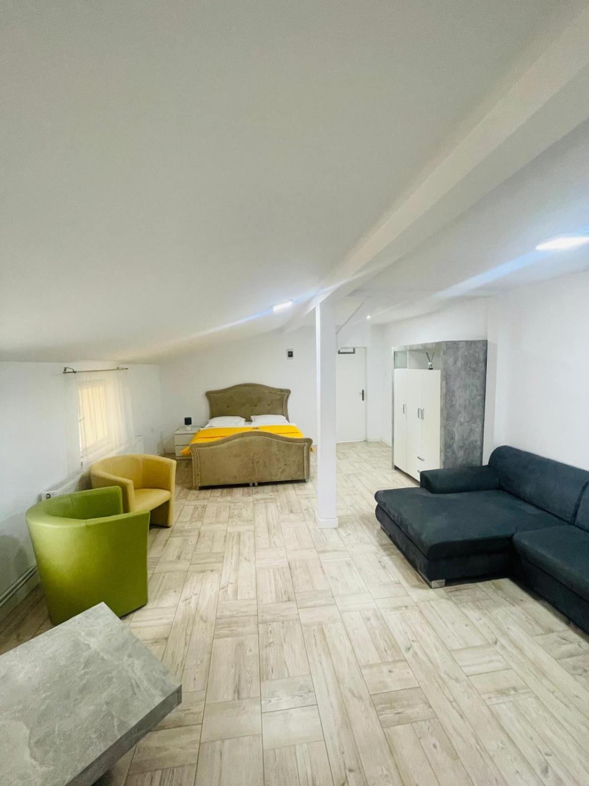 Studio D'Amalia Turda Extérieur photo