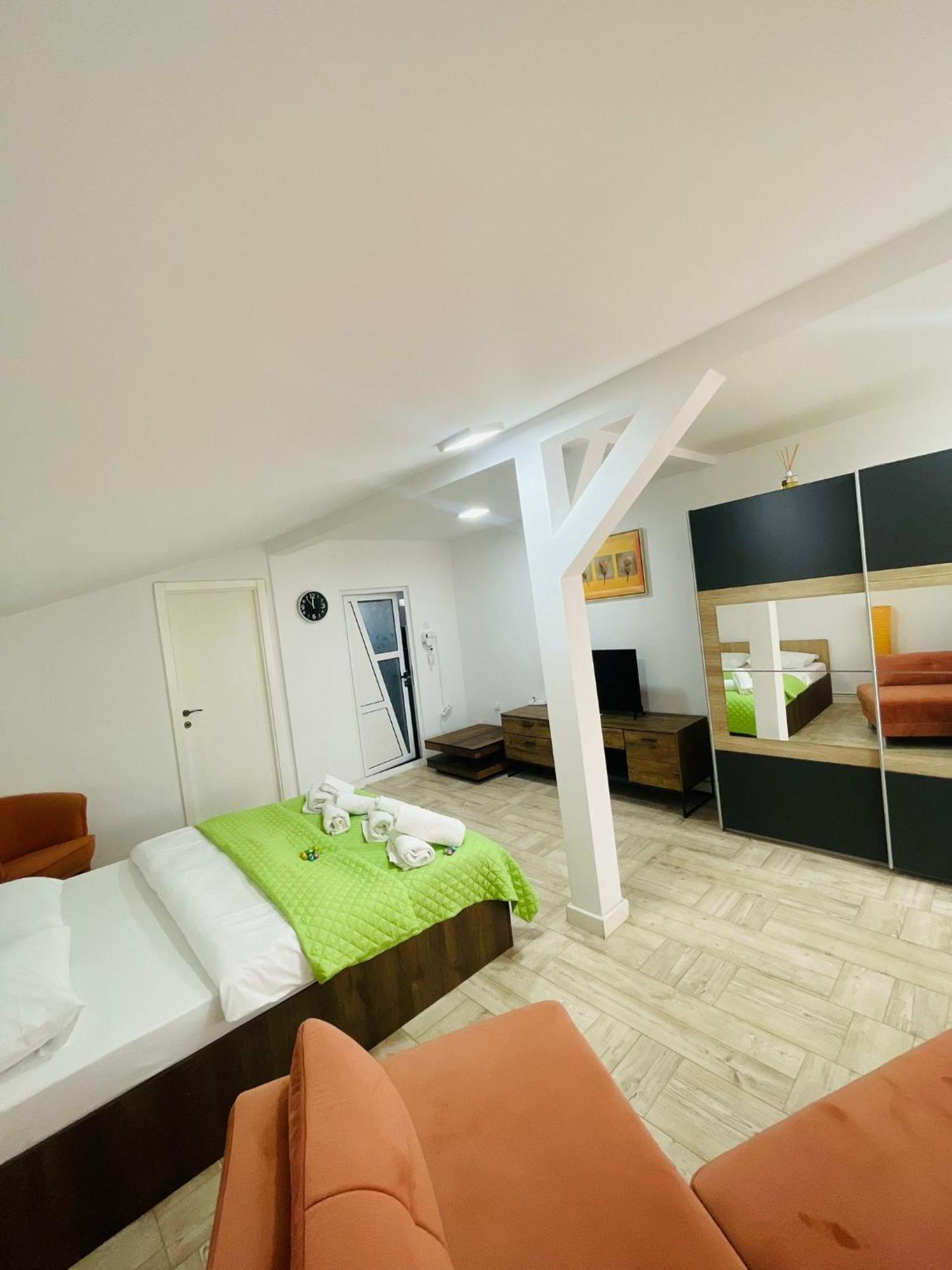 Studio D'Amalia Turda Extérieur photo